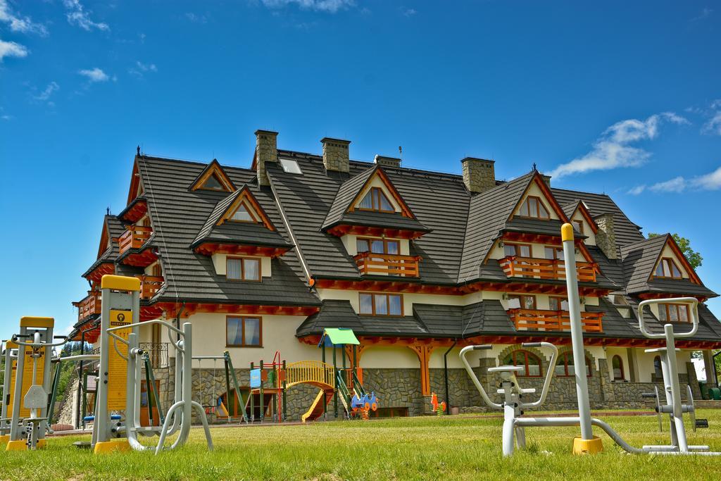 Hotel Burkaty Бялка-Татшаньска Экстерьер фото