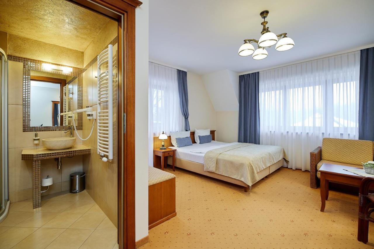 Hotel Burkaty Бялка-Татшаньска Экстерьер фото