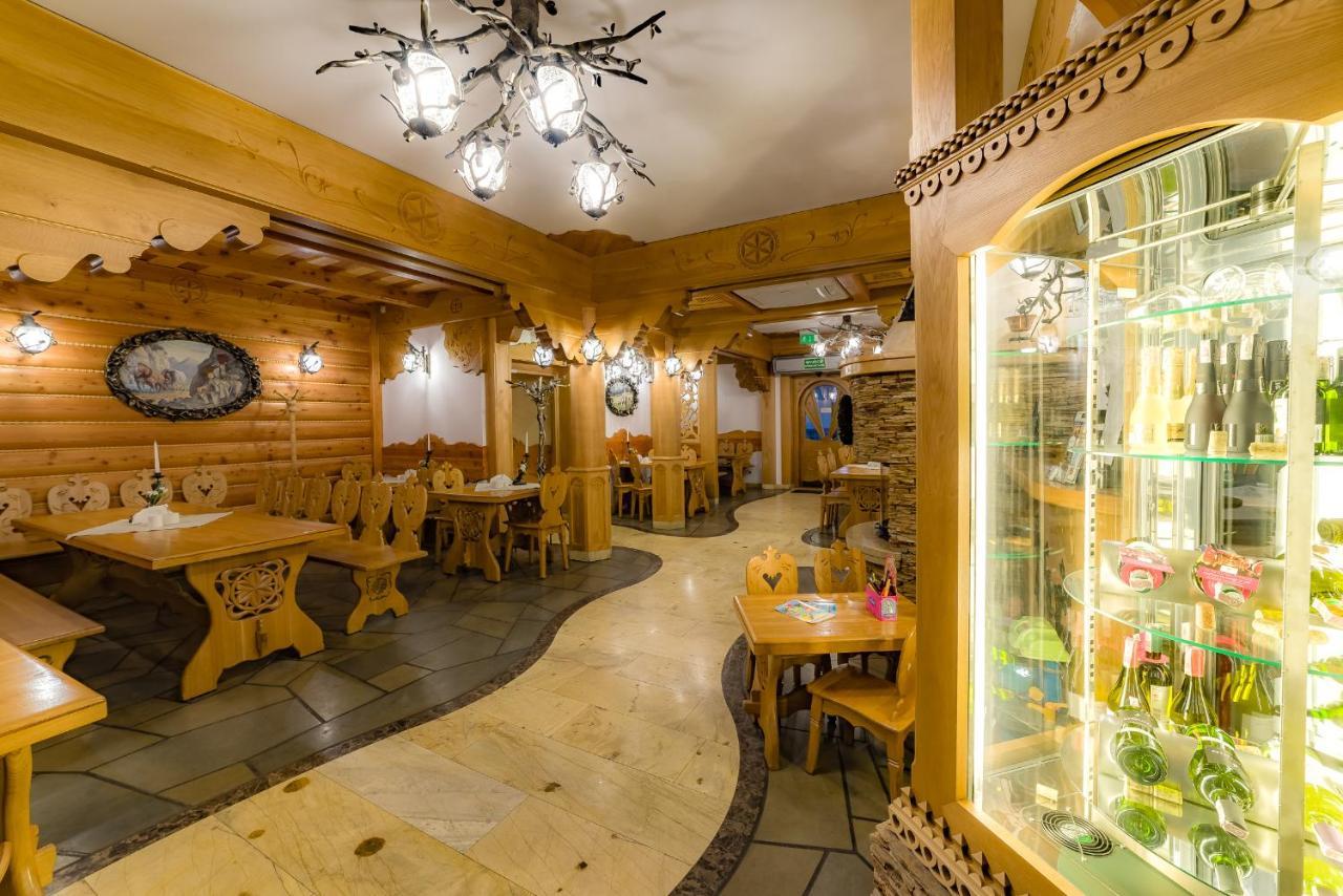 Hotel Burkaty Бялка-Татшаньска Экстерьер фото